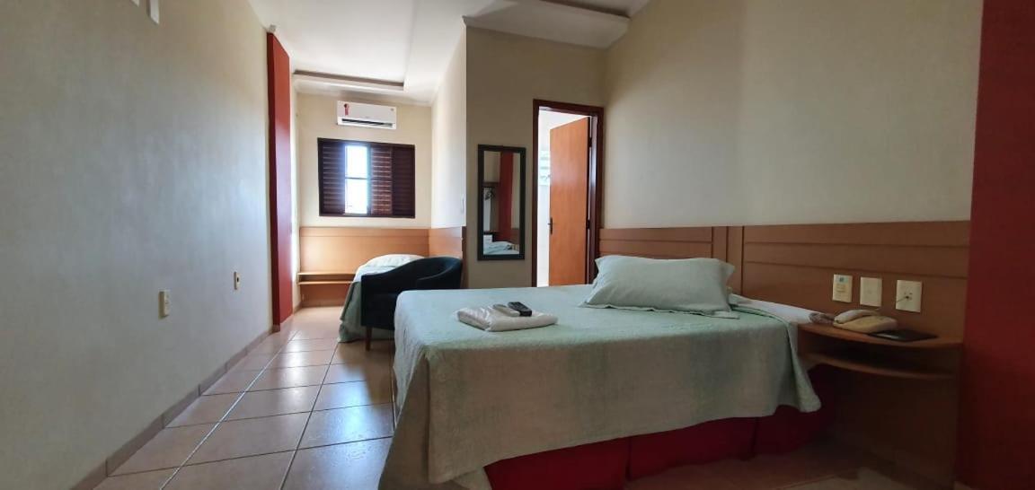 Colorado Plaza Hotel Rio Verde Eksteriør bilde